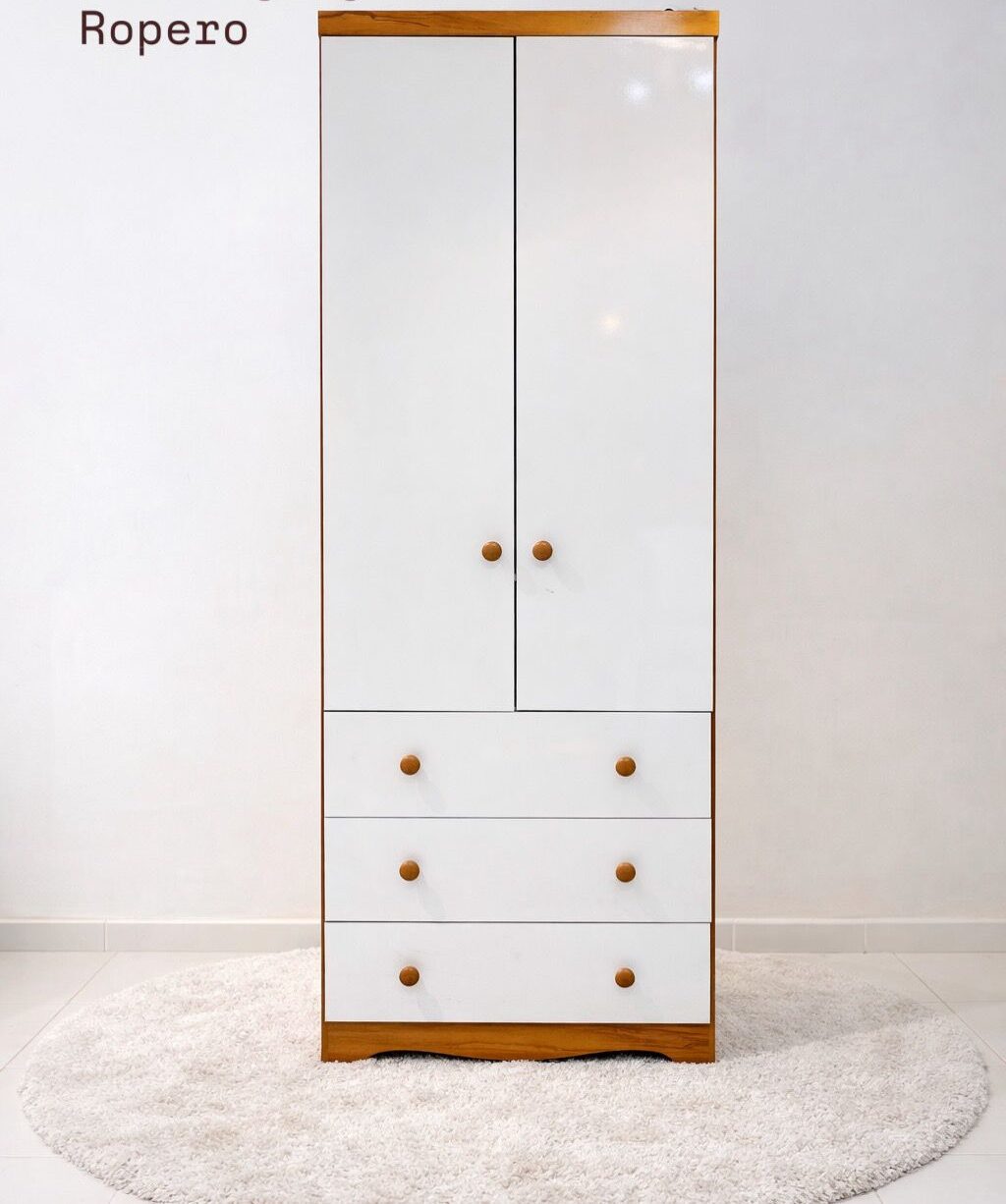 ROPERO MODELO ETERNIA 1,80 X 0.70 X 0.45