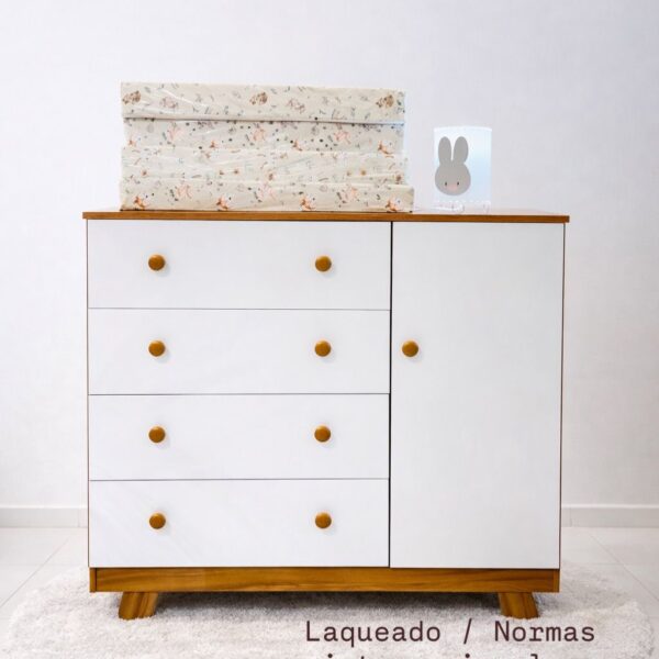 COMODA CAMBIADORA MODELO ETERNIA 95 X 94 X 050 ENTREGA SEPTIEMBRE